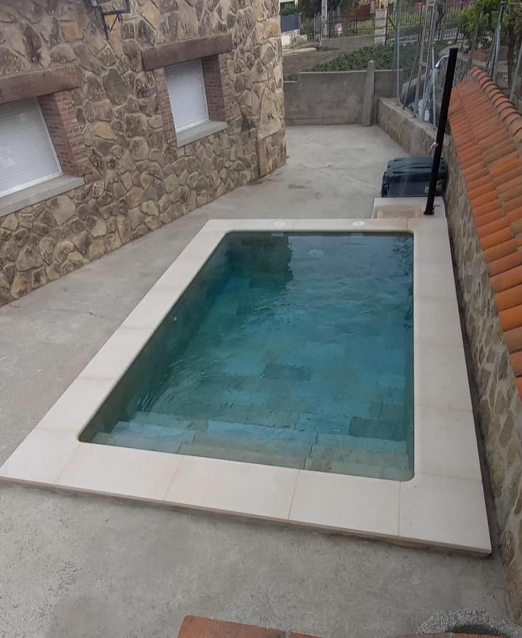 Vila El Cauce Navaluenga Exteriér fotografie