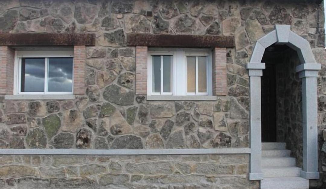 Vila El Cauce Navaluenga Exteriér fotografie